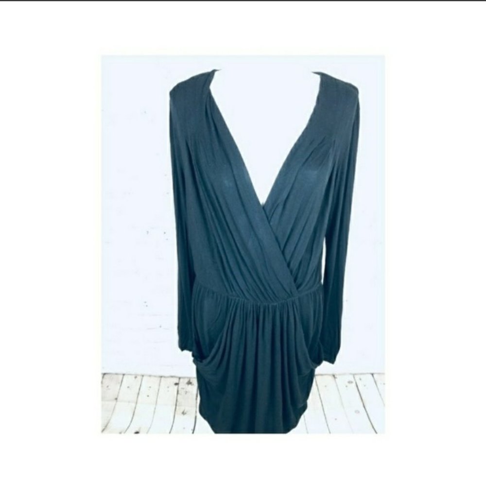 Bcbgeneration Black Dress Long Sleeves Vneck.